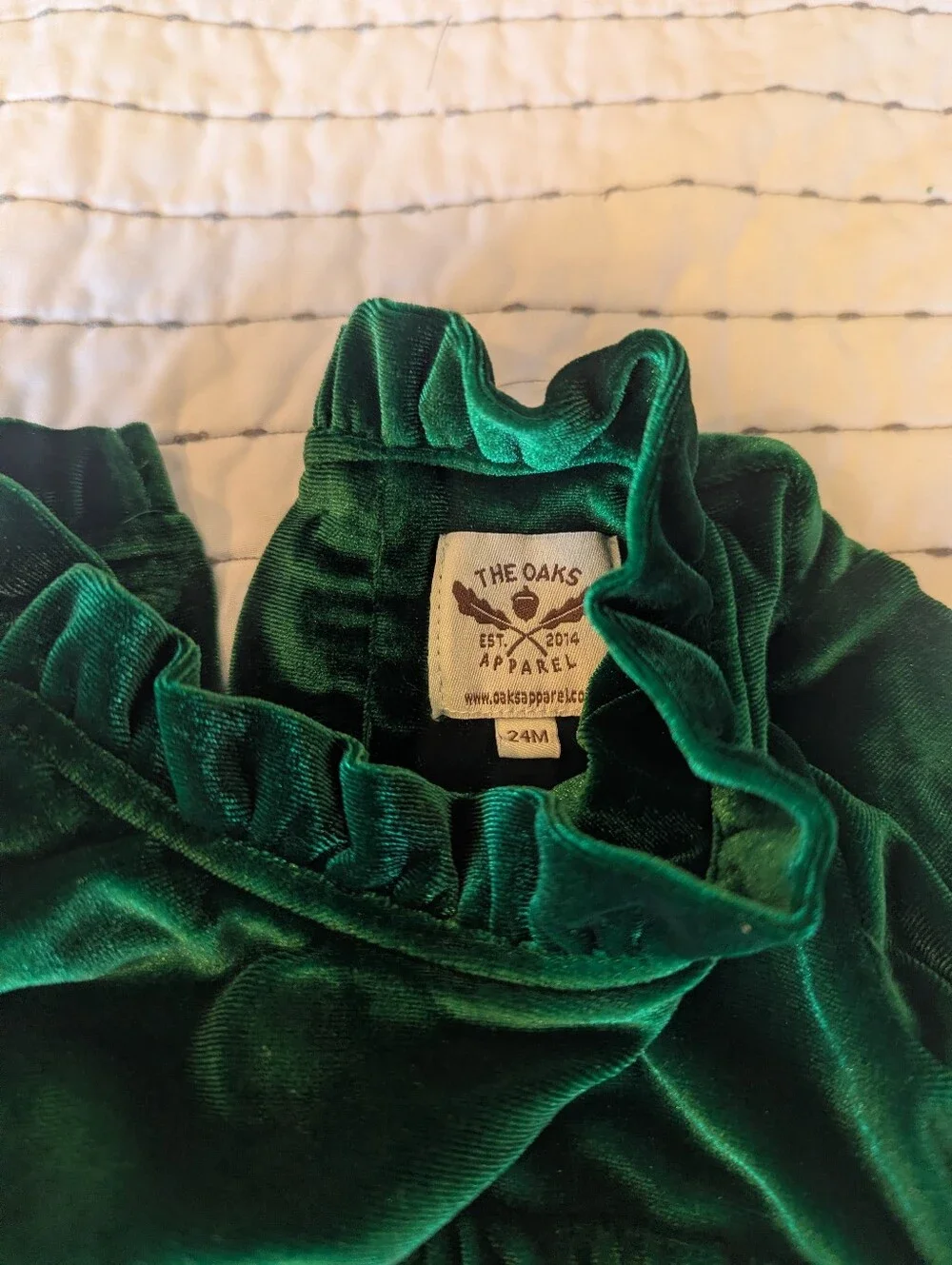 The Oaks Apparel Emerald Velvet Long-Sleeve Baby Bubble